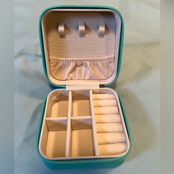 Custom Jewelry Box - Picture 2 of 7